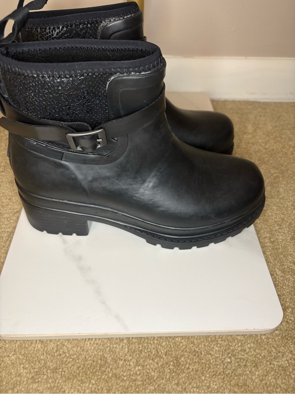 Muck Boots Liberty Ankle Booties